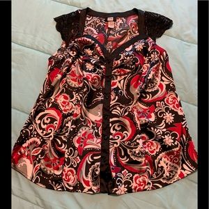 Sleeveless dress shirt